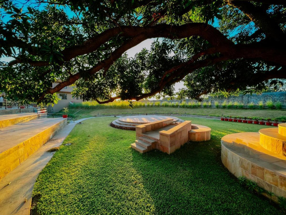 Aamaghati Wildlife Resort, Ranthambore Sawai Madhopur Extérieur photo