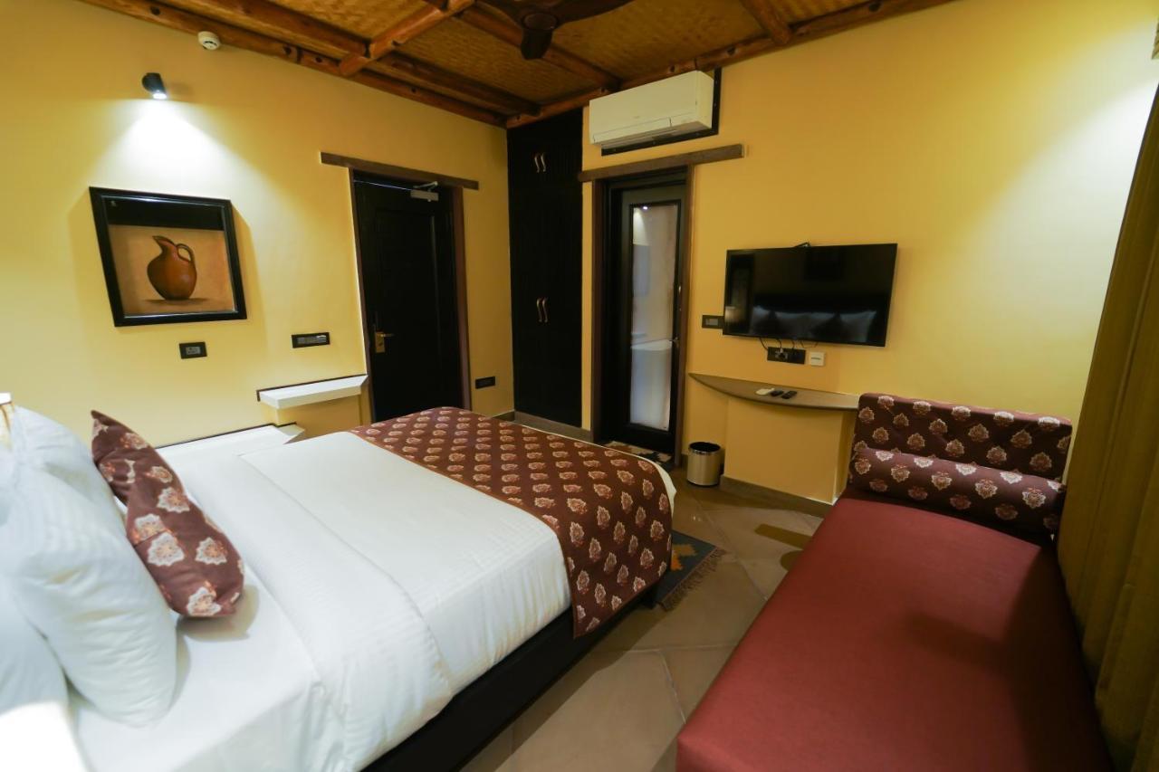 Aamaghati Wildlife Resort, Ranthambore Sawai Madhopur Extérieur photo