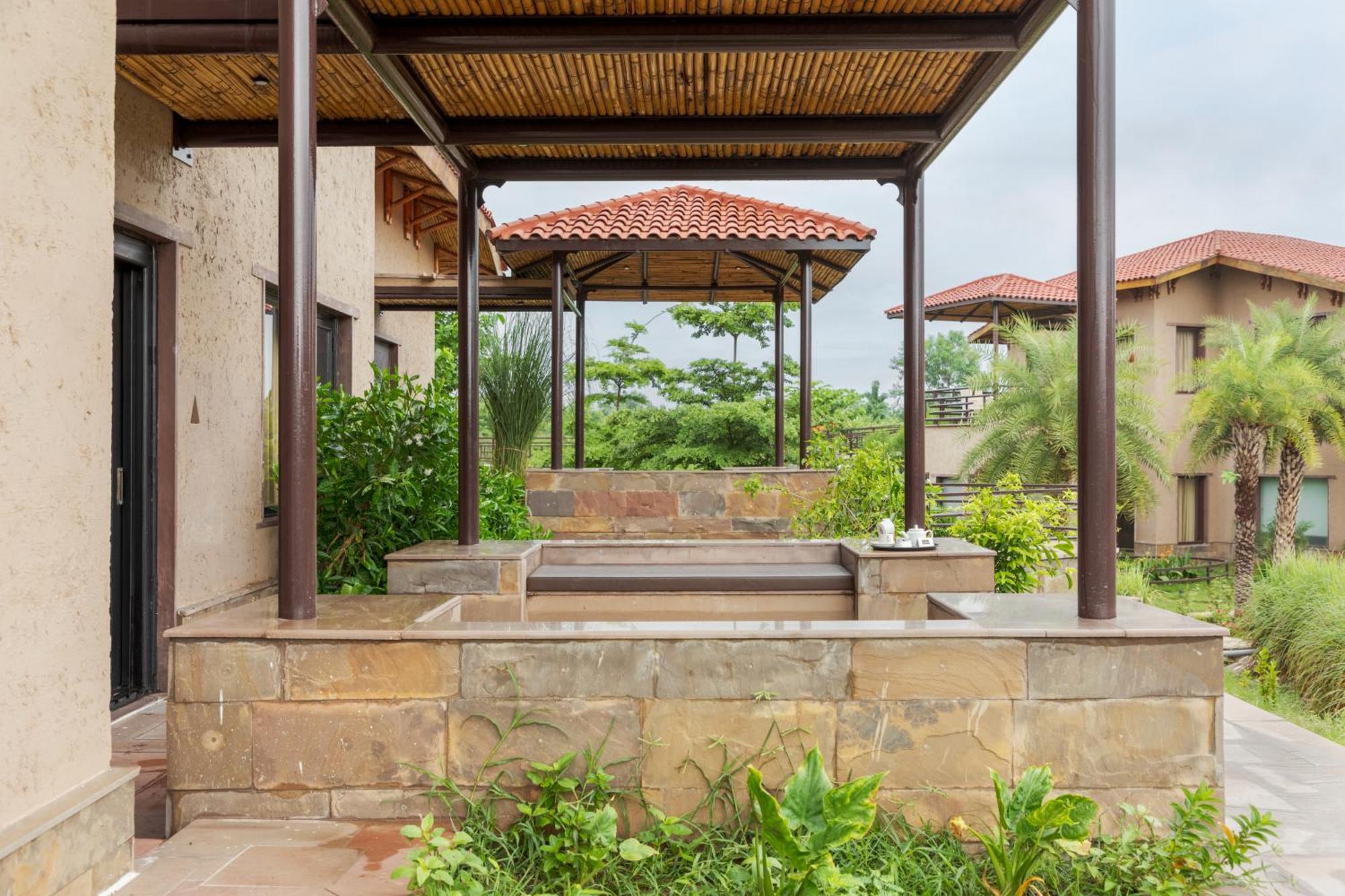 Aamaghati Wildlife Resort, Ranthambore Sawai Madhopur Extérieur photo
